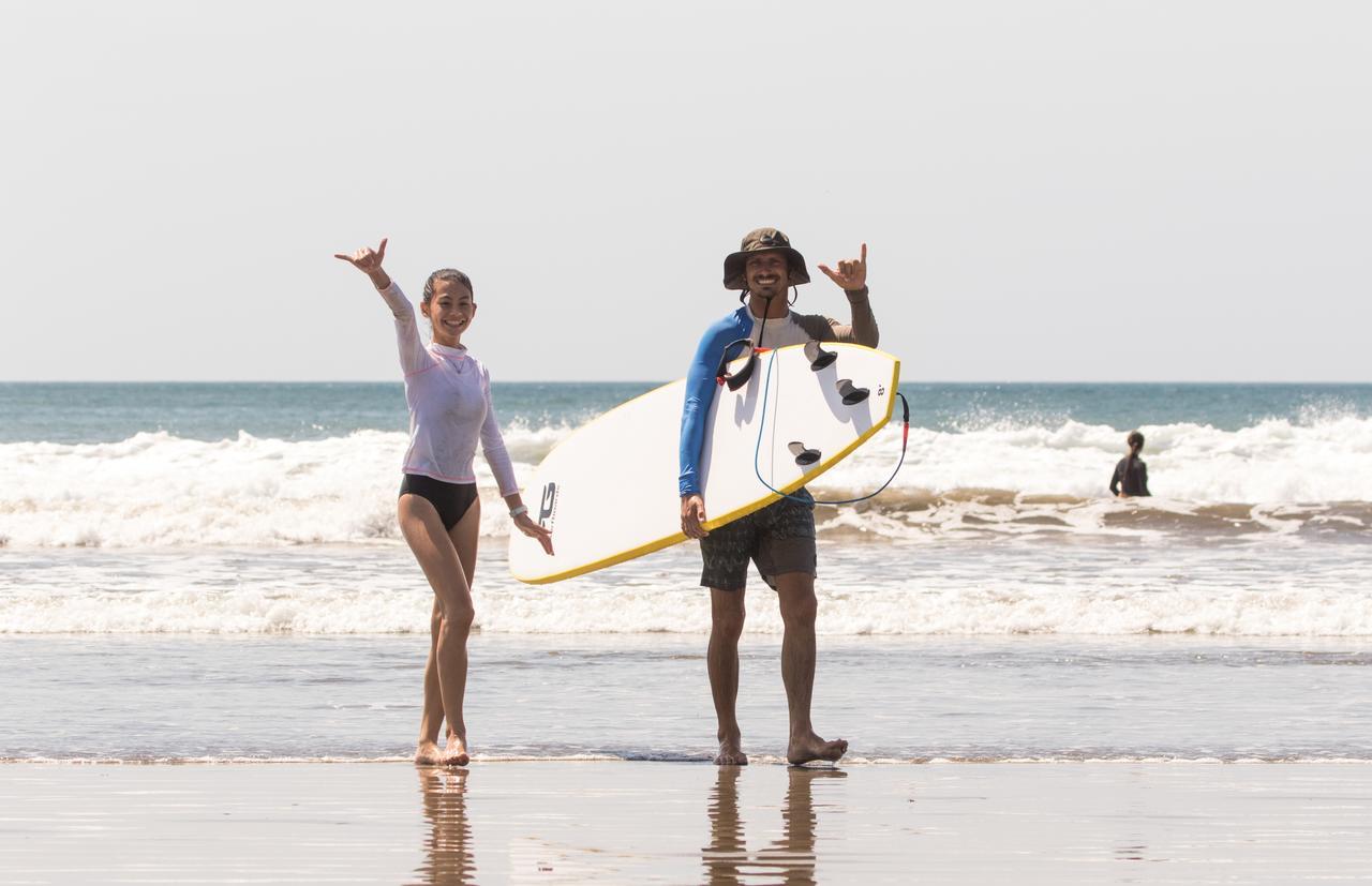 Beach Break Hotel & Surf Camp De ปลายาเวเนา ภายนอก รูปภาพ