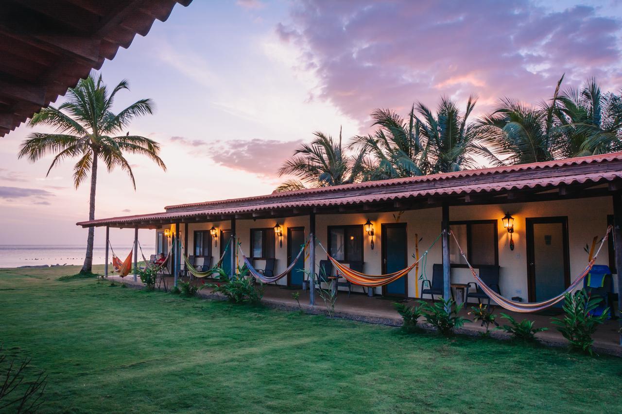 Beach Break Hotel & Surf Camp De ปลายาเวเนา ภายนอก รูปภาพ