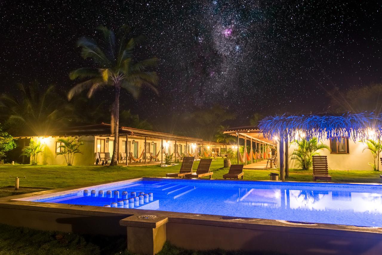 Beach Break Hotel & Surf Camp De ปลายาเวเนา ภายนอก รูปภาพ
